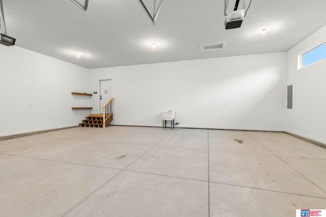 3639 Wilderness Hills Boulevard, Lincoln, NE 68516