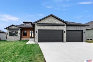 3639 Wilderness Hills Boulevard, Lincoln, NE 68516