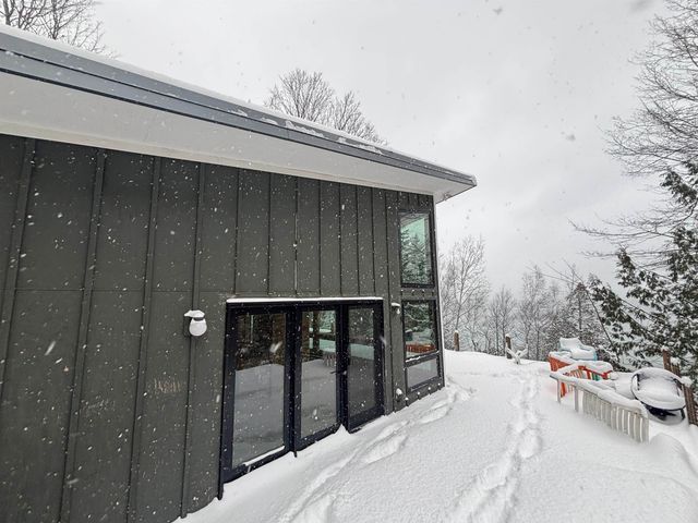 7681 Nw Torch Lake Drive, Milton Twp, MI 49648