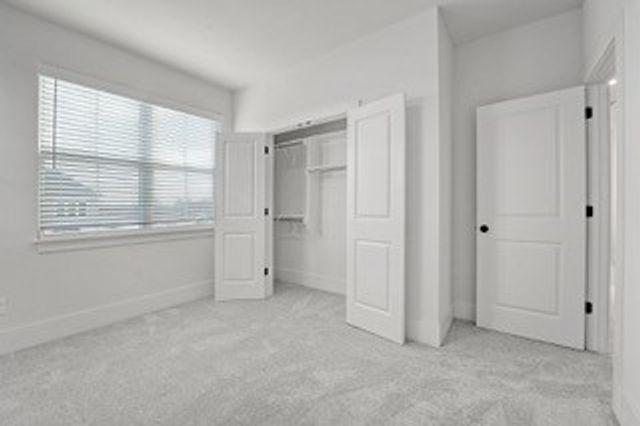 6738 Autumn Avenue, Springdale, AR 72762