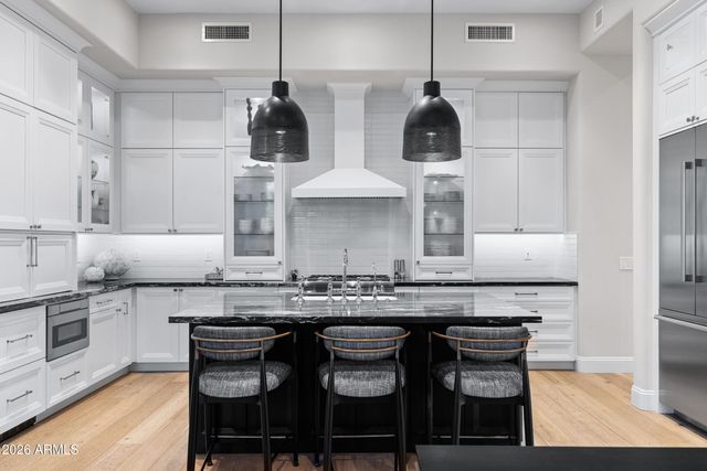 8832 E WETHERSFIELD Road, Scottsdale, AZ 85260