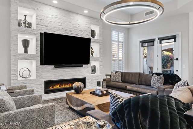 8832 E WETHERSFIELD Road, Scottsdale, AZ 85260