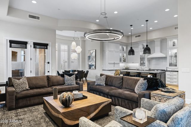 8832 E WETHERSFIELD Road, Scottsdale, AZ 85260