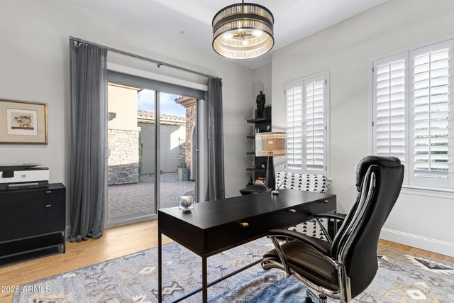 8832 E WETHERSFIELD Road, Scottsdale, AZ 85260