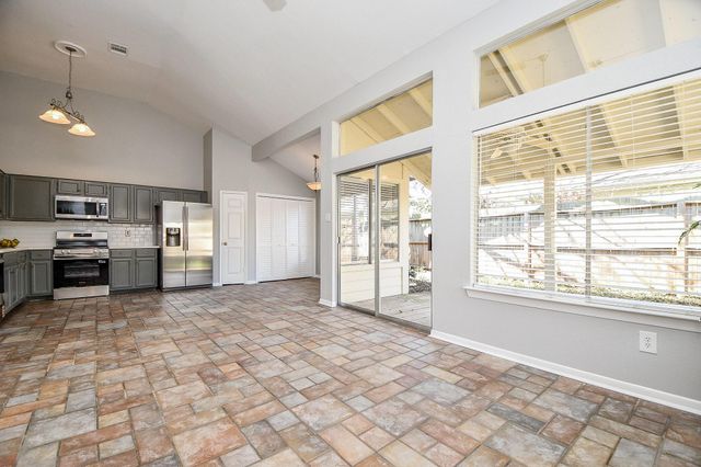 18542 Trail Bend Lane, Houston, TX 77084