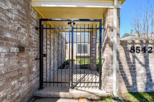 18542 Trail Bend Lane, Houston, TX 77084