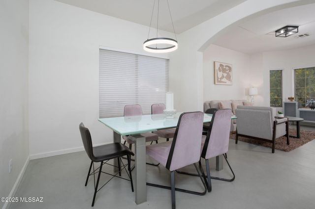 6851 W Kern Drive, Tucson, AZ 85743