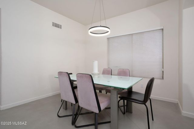 6851 W Kern Drive, Tucson, AZ 85743