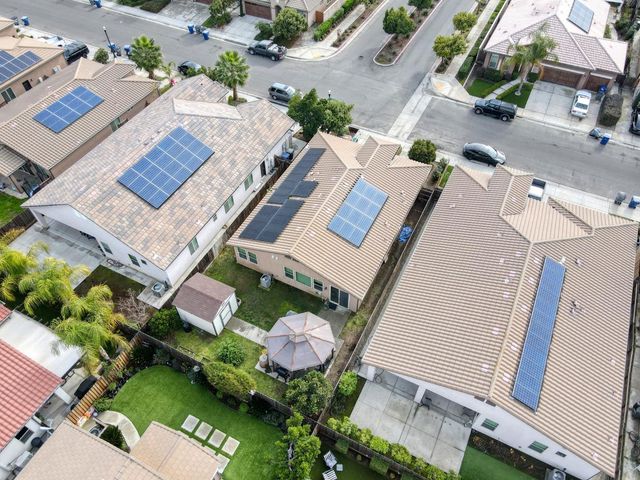 6180 E Providence Avenue, Fresno, CA 93727