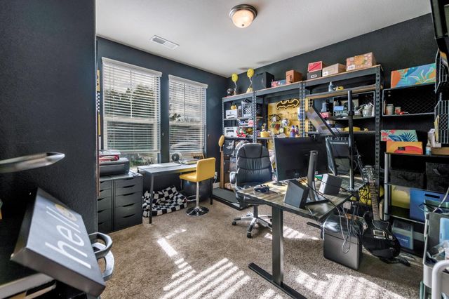 6180 E Providence Avenue, Fresno, CA 93727