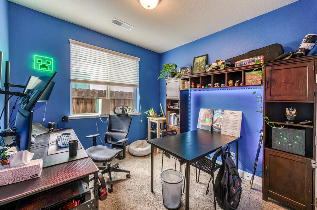 Image 21 of property listing at 6180 E Providence Avenue, Fresno, CA 93727