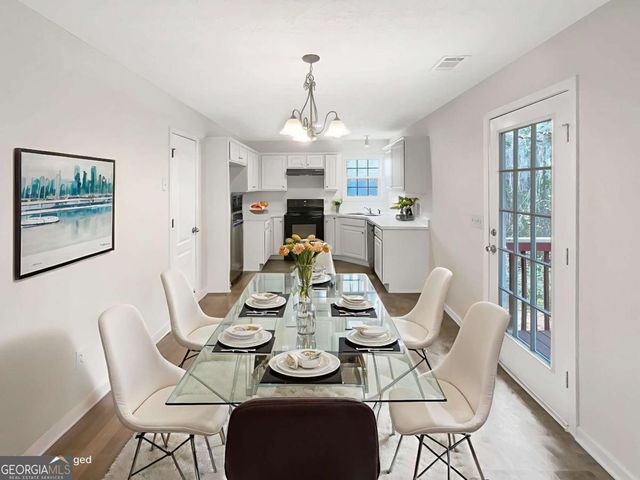 10 Lamar Lane, Covington, GA 30016