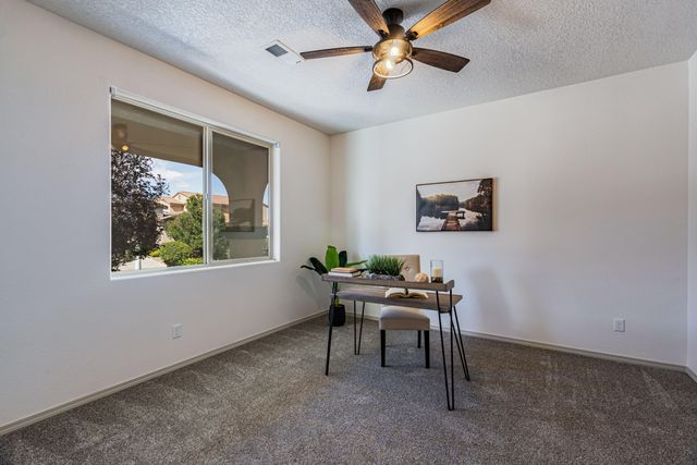 8620 Mock Heather Road NW, Albuquerque, NM 87120
