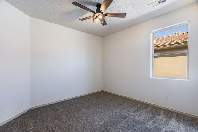 8620 Mock Heather Road NW, Albuquerque, NM 87120