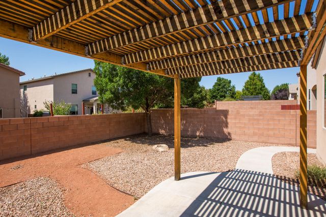 8620 Mock Heather Road NW, Albuquerque, NM 87120