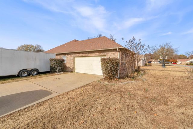 501 Cheshier Court, Jacksonville, AR 72076
