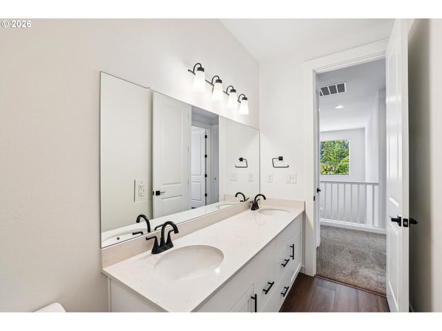 11122 Ne 131ST Ave, Vancouver, WA 98682