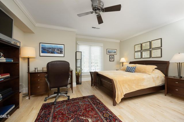 400 W Rosemary Street Unit 111, Chapel Hill, NC 27516