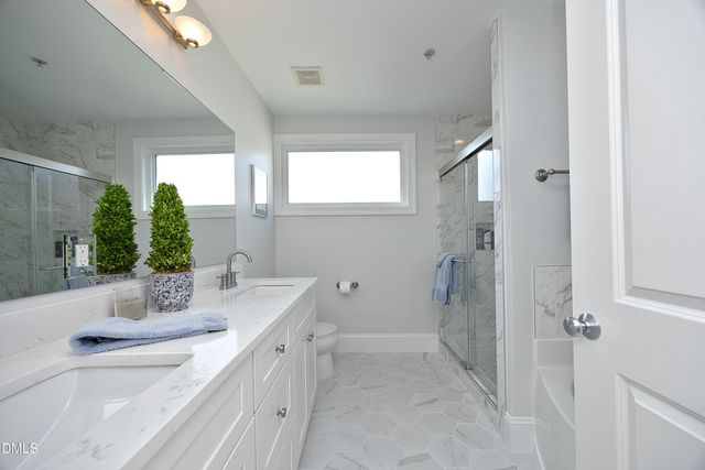 400 W Rosemary Street Unit 111, Chapel Hill, NC 27516