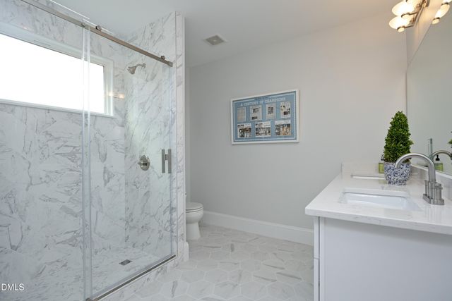 400 W Rosemary Street Unit 111, Chapel Hill, NC 27516