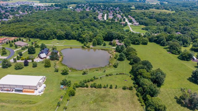 3995 E Apple Hill Lane, Springfield, MO 65802
