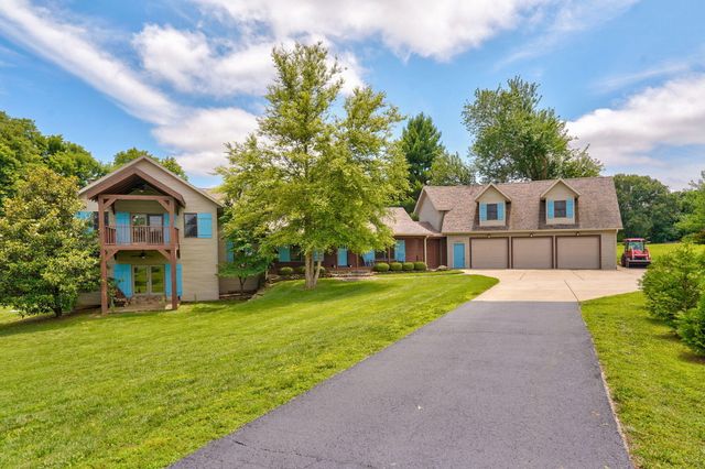 3995 E Apple Hill Lane, Springfield, MO 65802