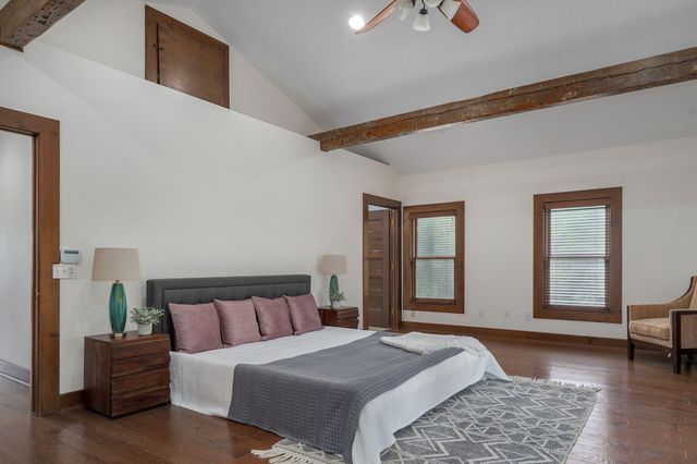 3995 E Apple Hill Lane, Springfield, MO 65802