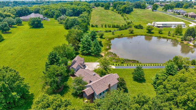 3995 E Apple Hill Lane, Springfield, MO 65802