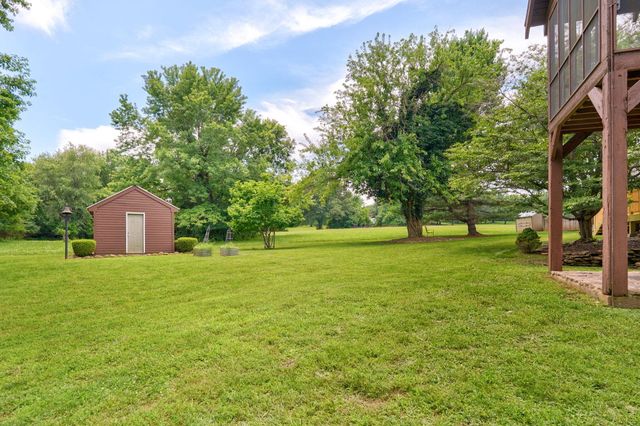 3995 E Apple Hill Lane, Springfield, MO 65802