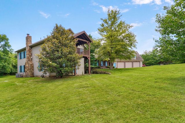 3995 E Apple Hill Lane, Springfield, MO 65802