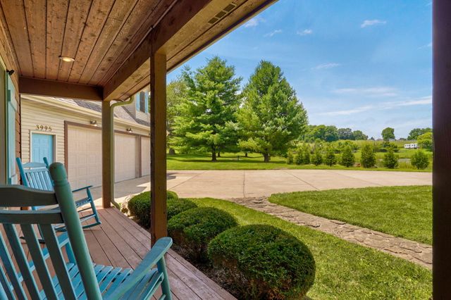 3995 E Apple Hill Lane, Springfield, MO 65802