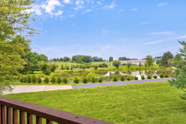 3995 E Apple Hill Lane, Springfield, MO 65802