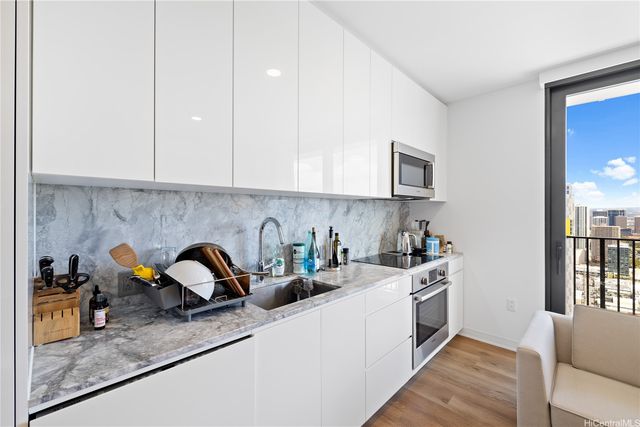 987 Queen Street 3603, Honolulu, HI 96814