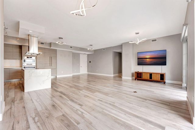 155 E Boca Raton Road 719, Boca Raton, FL 33432