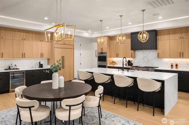 13698 NE 83rd street, Redmond, WA 98052