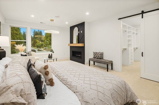 13698 NE 83rd street, Redmond, WA 98052