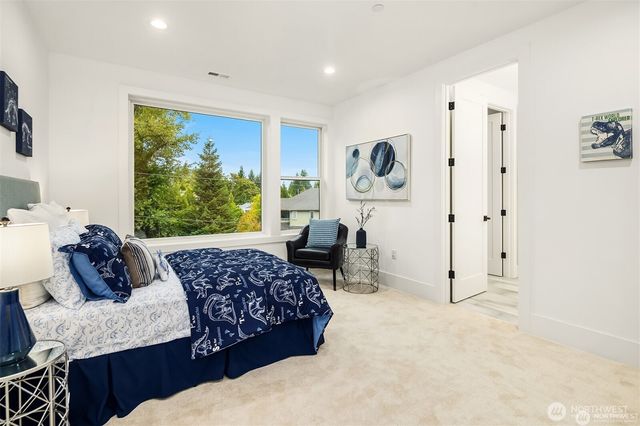 13698 NE 83rd street, Redmond, WA 98052