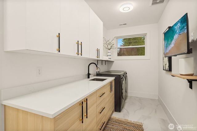 13698 NE 83rd street, Redmond, WA 98052