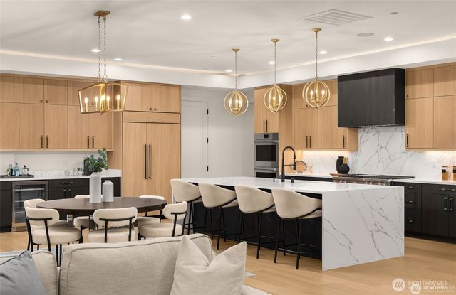 13698 NE 83rd street, Redmond, WA 98052