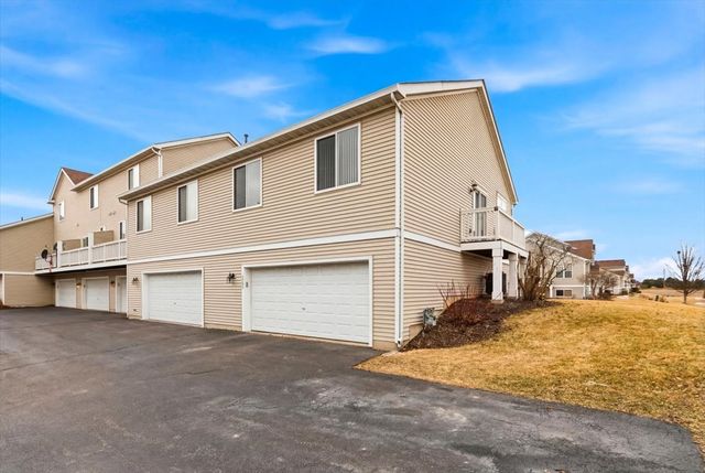 1731 Fieldstone Drive N, Shorewood, IL 60404