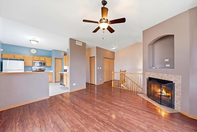 1731 Fieldstone Drive N, Shorewood, IL 60404