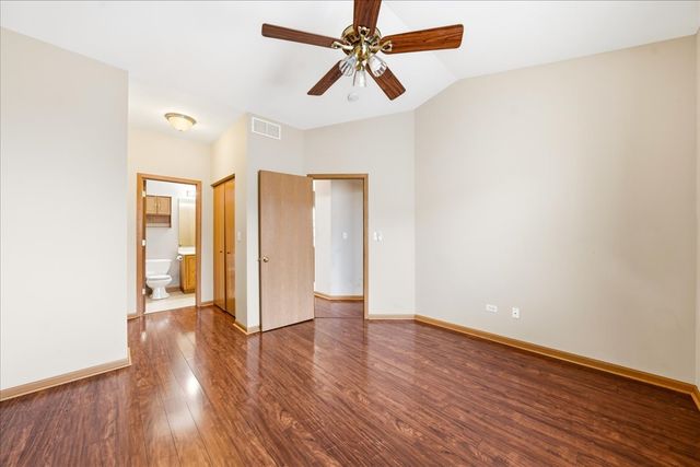 1731 Fieldstone Drive N, Shorewood, IL 60404