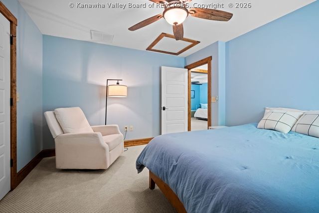 395 Long Branch Road, Charleston, WV 25314