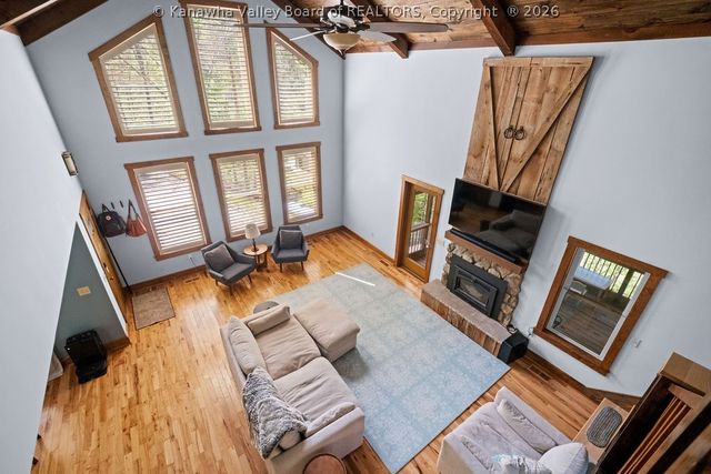395 Long Branch Road, Charleston, WV 25314