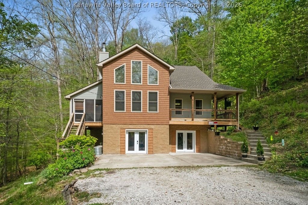 395 Long Branch Road, Charleston, WV 25314