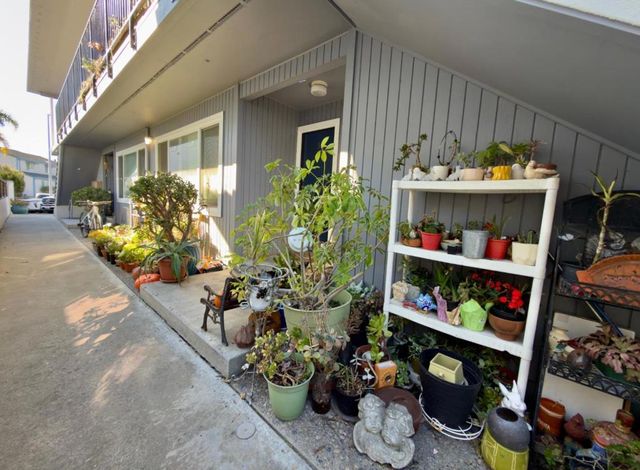 140 Bay Street, Santa Cruz, CA 95060