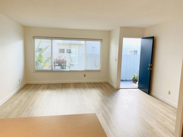 140 Bay Street, Santa Cruz, CA 95060