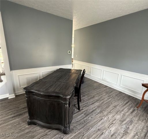 26985 Glenside Lane, Olmsted Twp, OH 44138