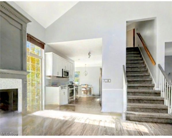 26985 Glenside Lane, Olmsted Twp, OH 44138