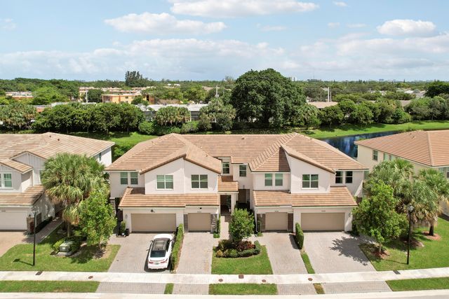 4334 Veleiros Avenue, Deerfield Beach, FL 33064